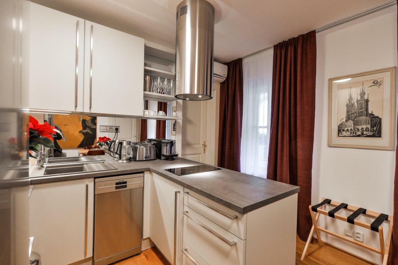 Romantic Apartment Prague Near Charles Bridge Exterior foto